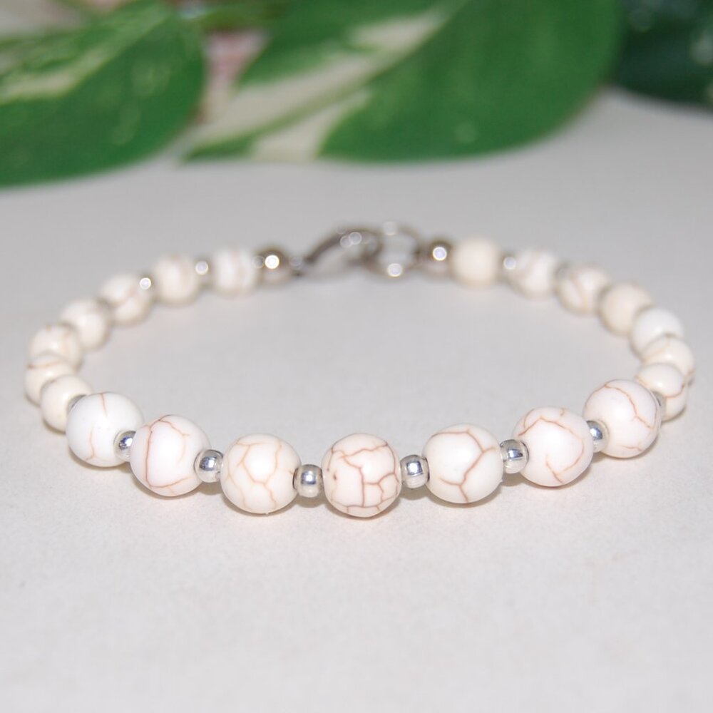 Howlite Bracelet,Clasp Closure Bracelet,White Howlite Stone Bracelet